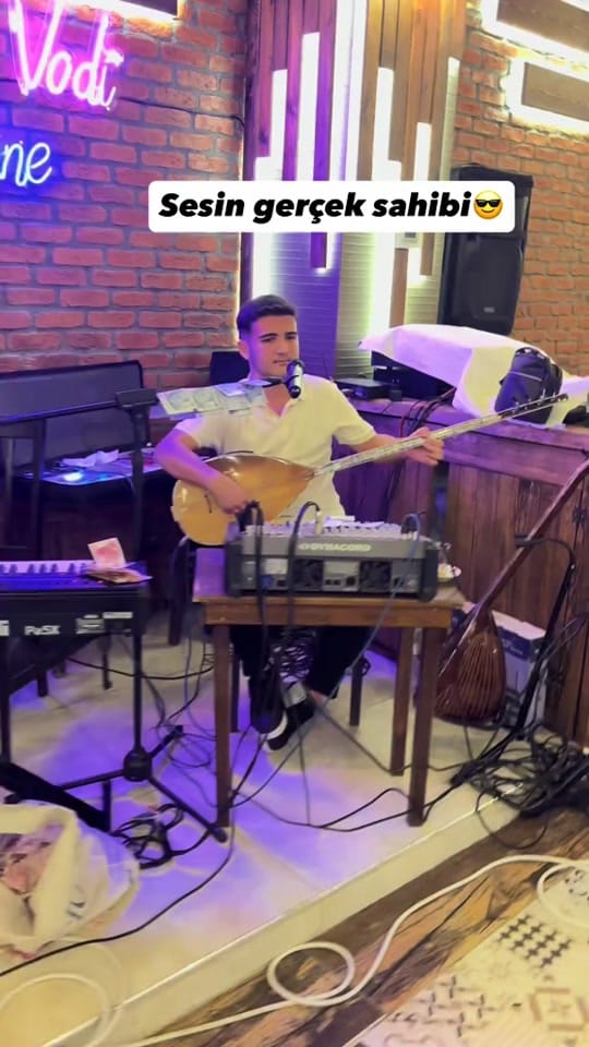Post 4 by AksarayLive on TikTok (video)