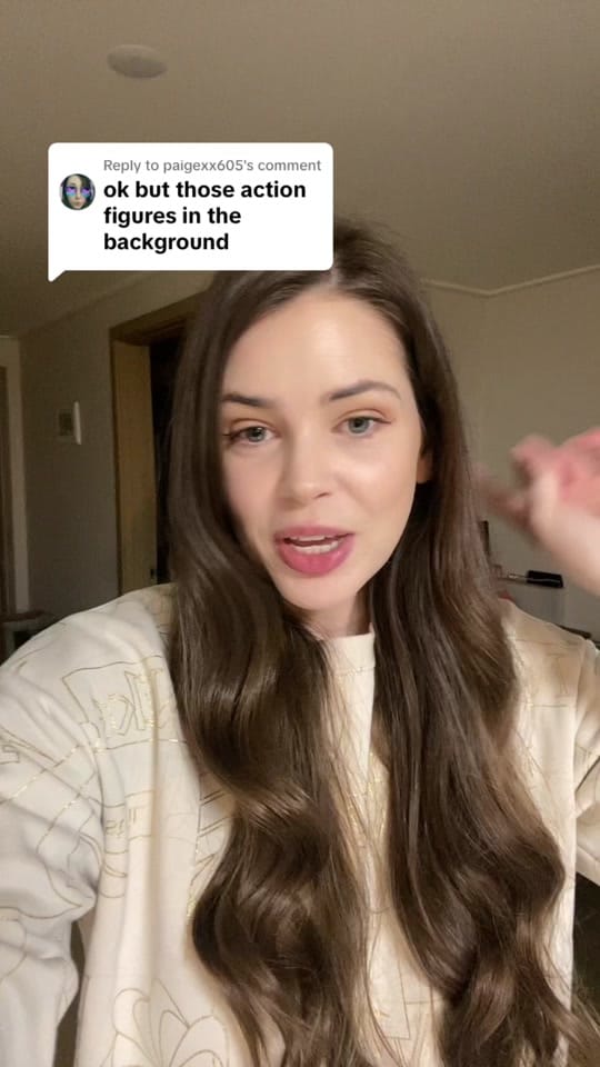 Post 6 by 에밀리 | Emily on TikTok (video)