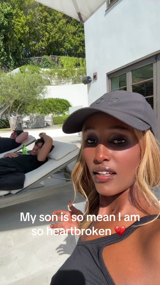 Post 8 by Chanel Ayan on TikTok (video)