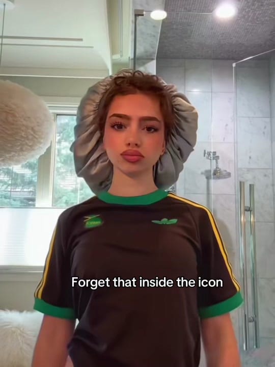 Post 8 by ayayks on TikTok (video)
