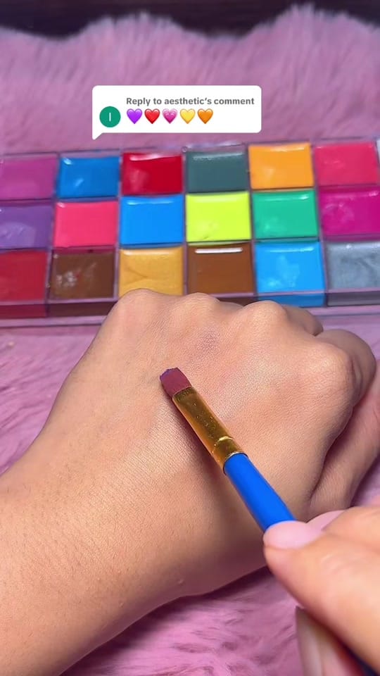 Post 5 by Makeup Artist | Nadia zarif on TikTok (video)