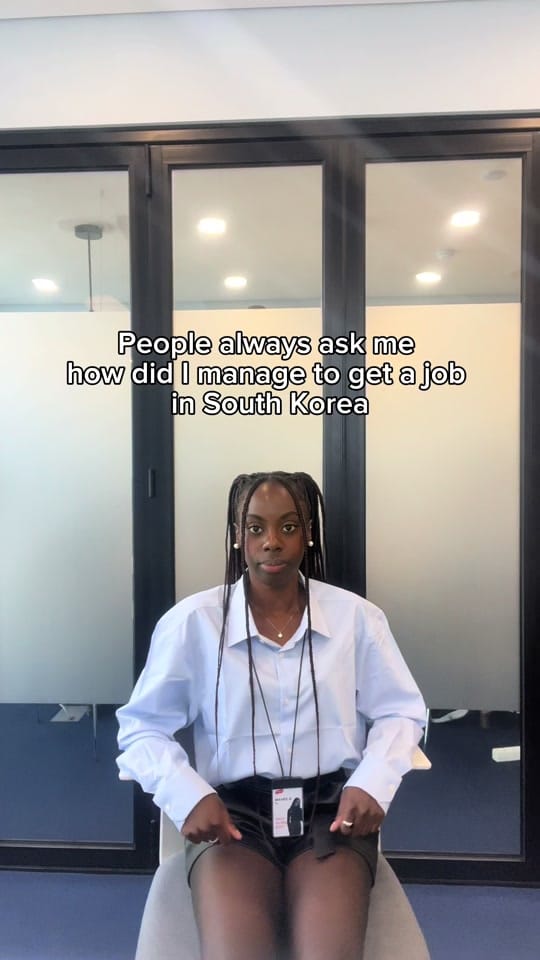 Post 9 by May in April on TikTok (video)