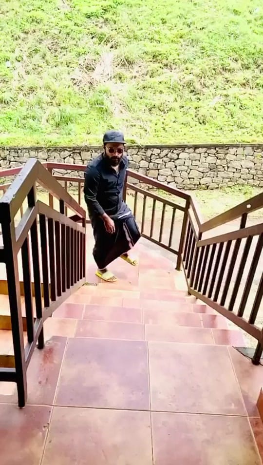 Post 4 by abz on TikTok (video)
