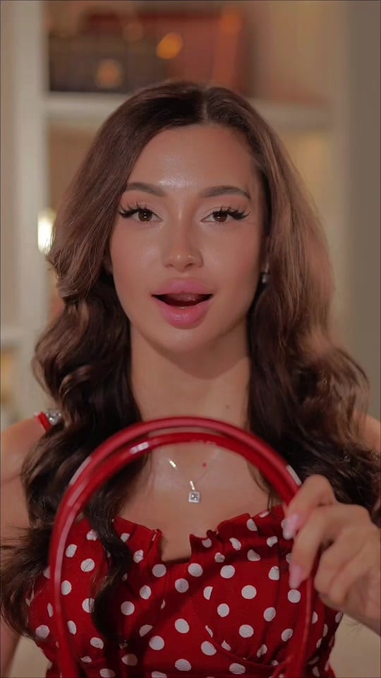 Post 7 by lera_valesta on TikTok (video)