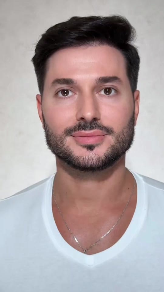 Post 7 by amorimakeup on TikTok (video)