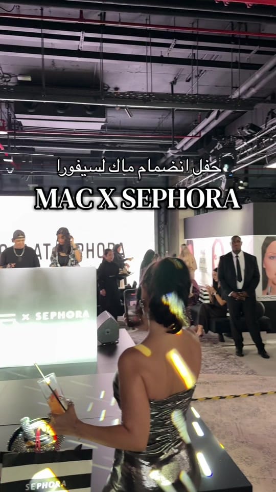 Post 2 by amorimakeup on TikTok (video)