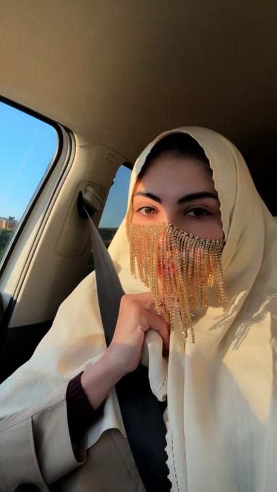 Post 7 by Touch By Houda 💄🇩🇿🇮🇶 on TikTok (video)