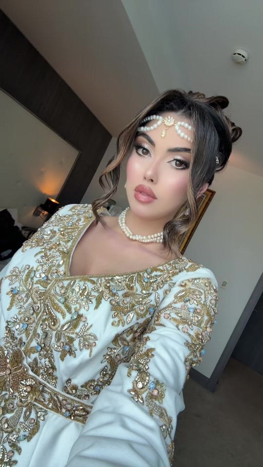 Post 3 by Touch By Houda 💄🇩🇿🇮🇶 on TikTok (video)