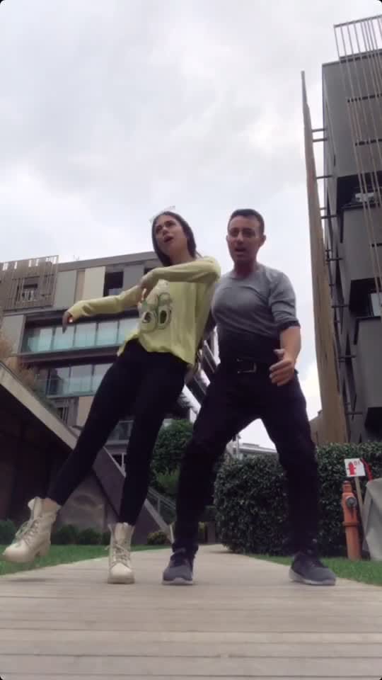 Post 8 by Mustafa Sandal on TikTok (video)
