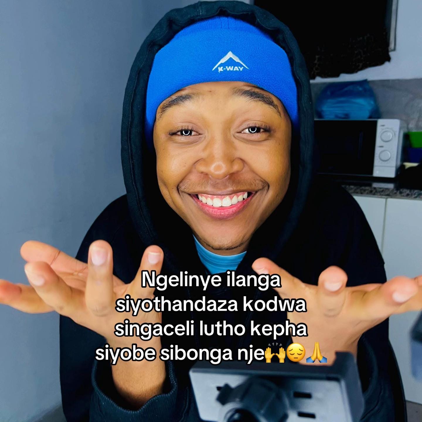 Post 4 by Asanda Msomi on TikTok (video)