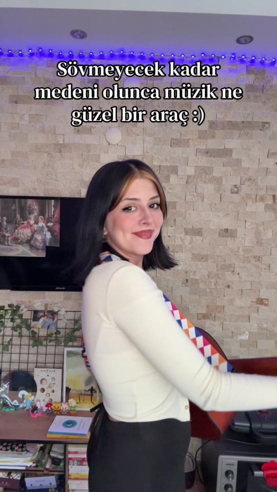 Post 4 by ✨Zeliş✨ on TikTok (video)