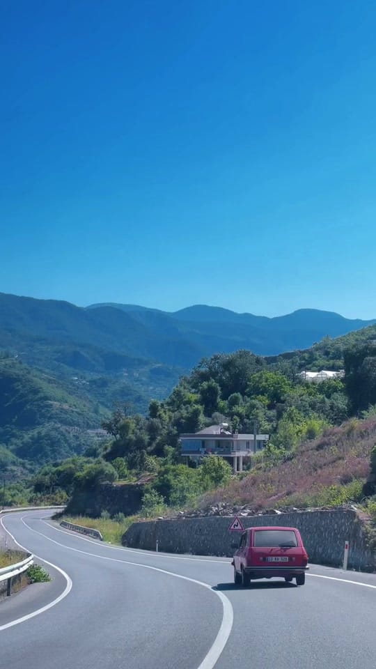 Post 4 by benim.kadrajdan on TikTok (video)