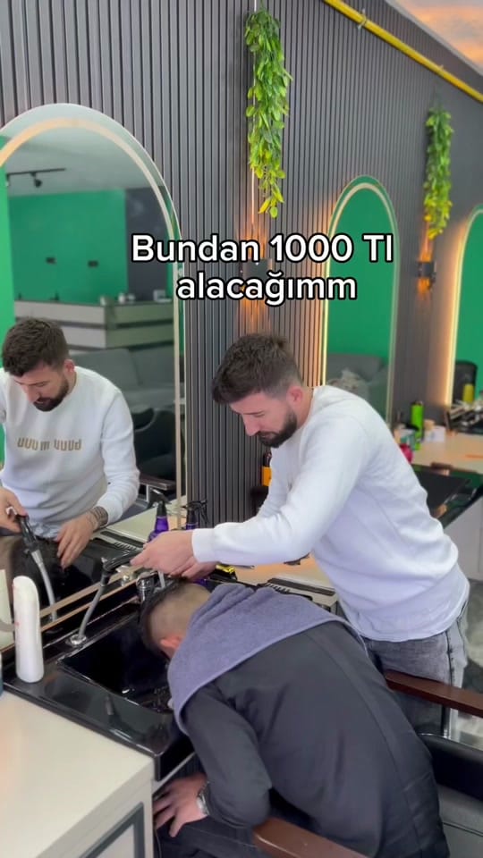 Post 10 by caglarerdemci38 on TikTok (video)