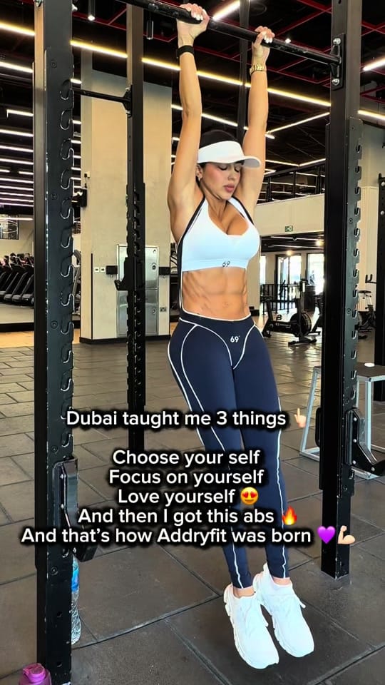 Post 9 by addryfit on TikTok (video)