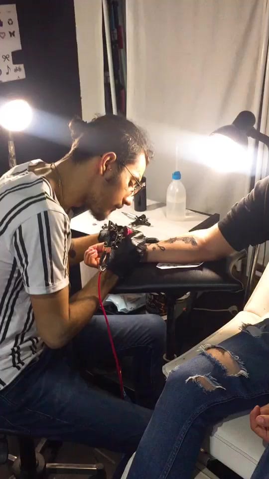 Post 3 by Λ Ꮢ E Ƨ on TikTok (video)