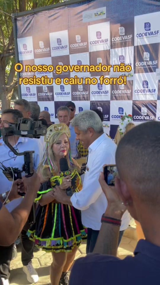 Post 2 by Àdila Santana on TikTok (video)