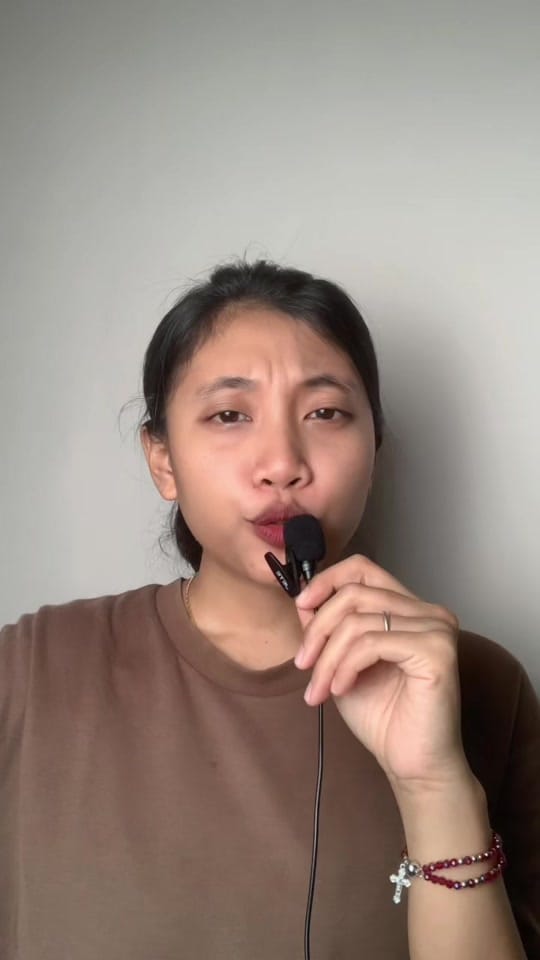 Post 3 by Vania on TikTok (video)