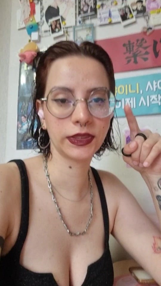 Post 3 by Vivis on TikTok (video)