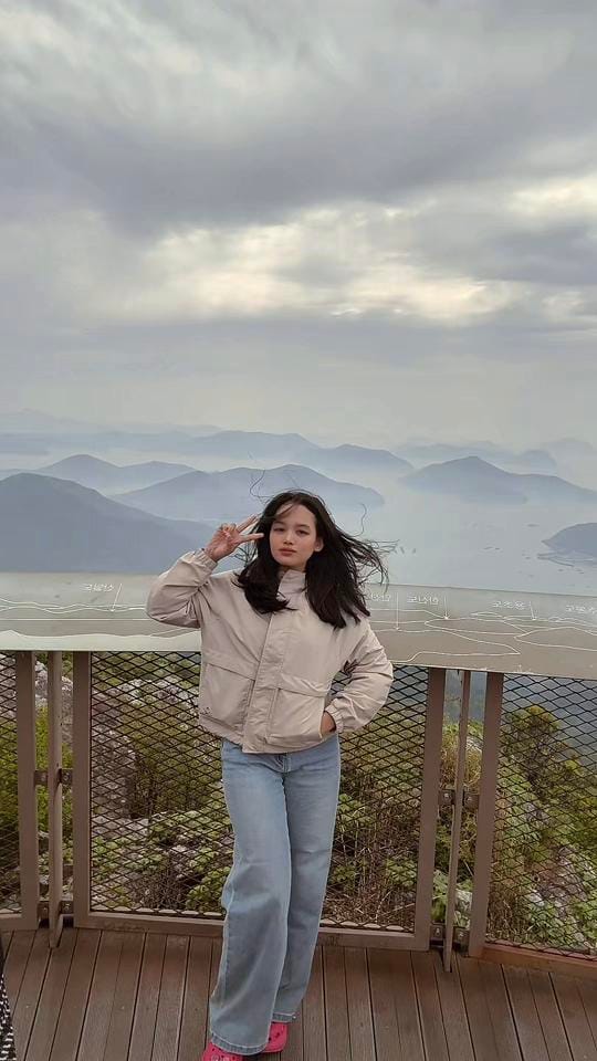 Post 2 by Nis.a🧚🏻 on TikTok (video)
