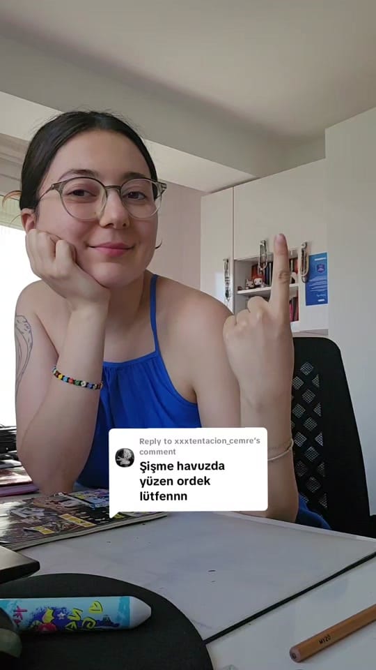 Post 6 by Ayça | Art videos on TikTok (video)