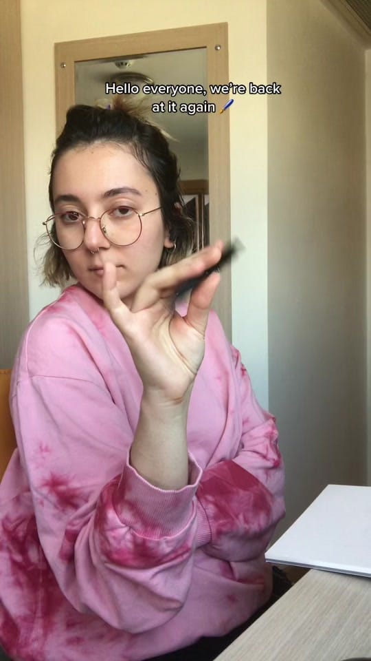 Post 9 by Ayça | Art videos on TikTok (video)