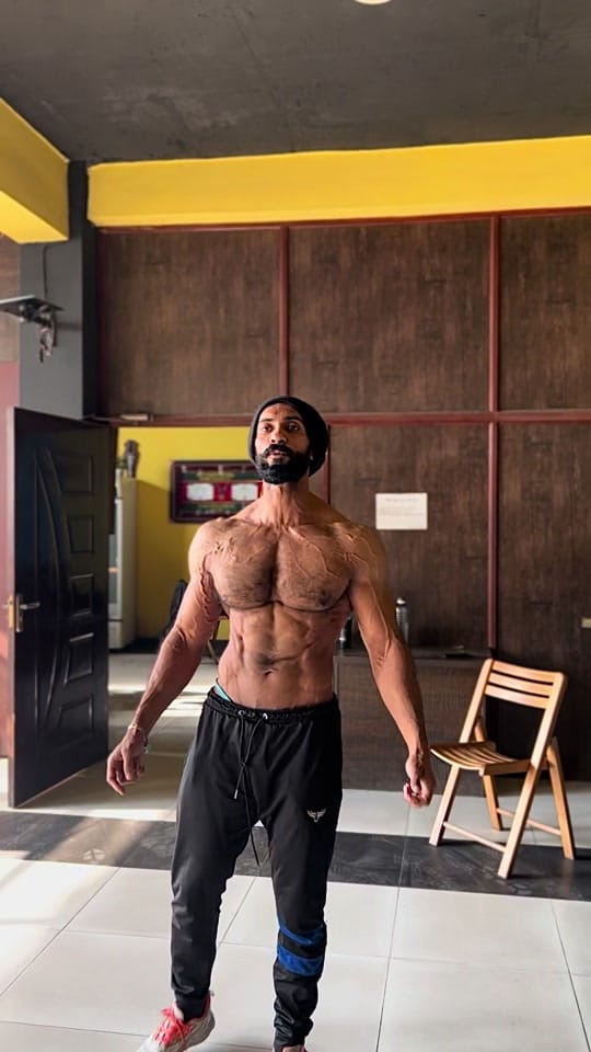 Post 9 by asifgym786 on TikTok (video)