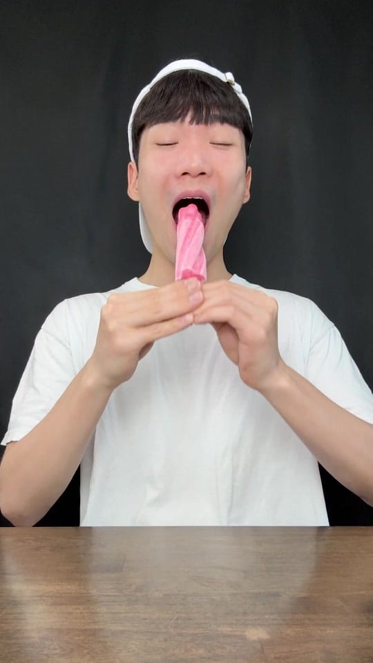 Post 9 by wittykorean on TikTok (video)