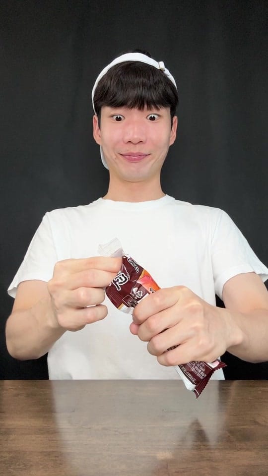 Post 3 by wittykorean on TikTok (video)