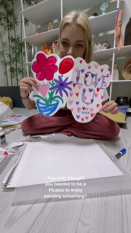 Post 1 by Stefanie Michova on TikTok (video)