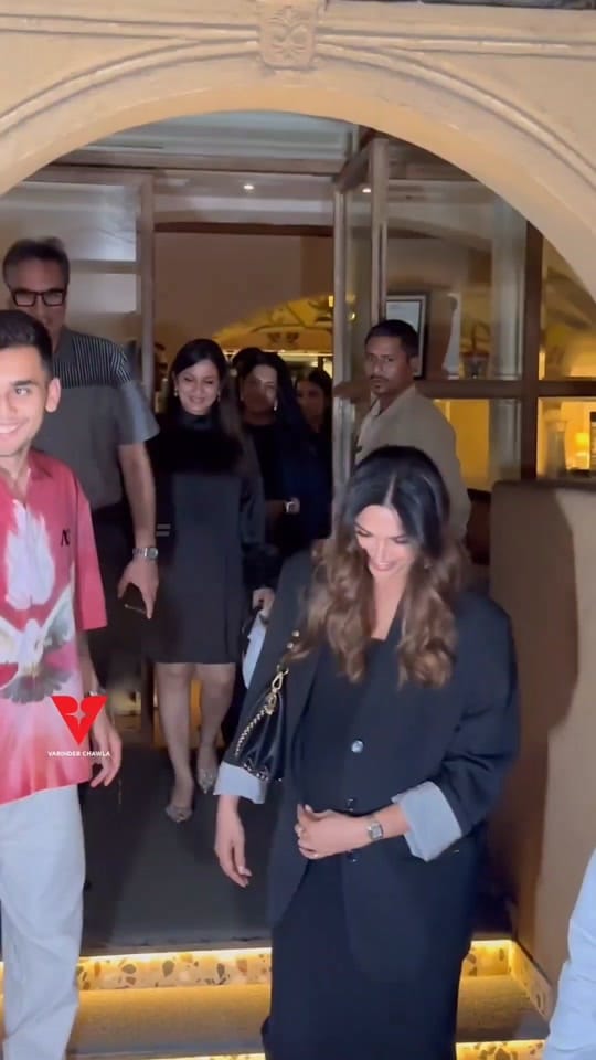 Post 7 by BollyTown ghibahh on TikTok (video)
