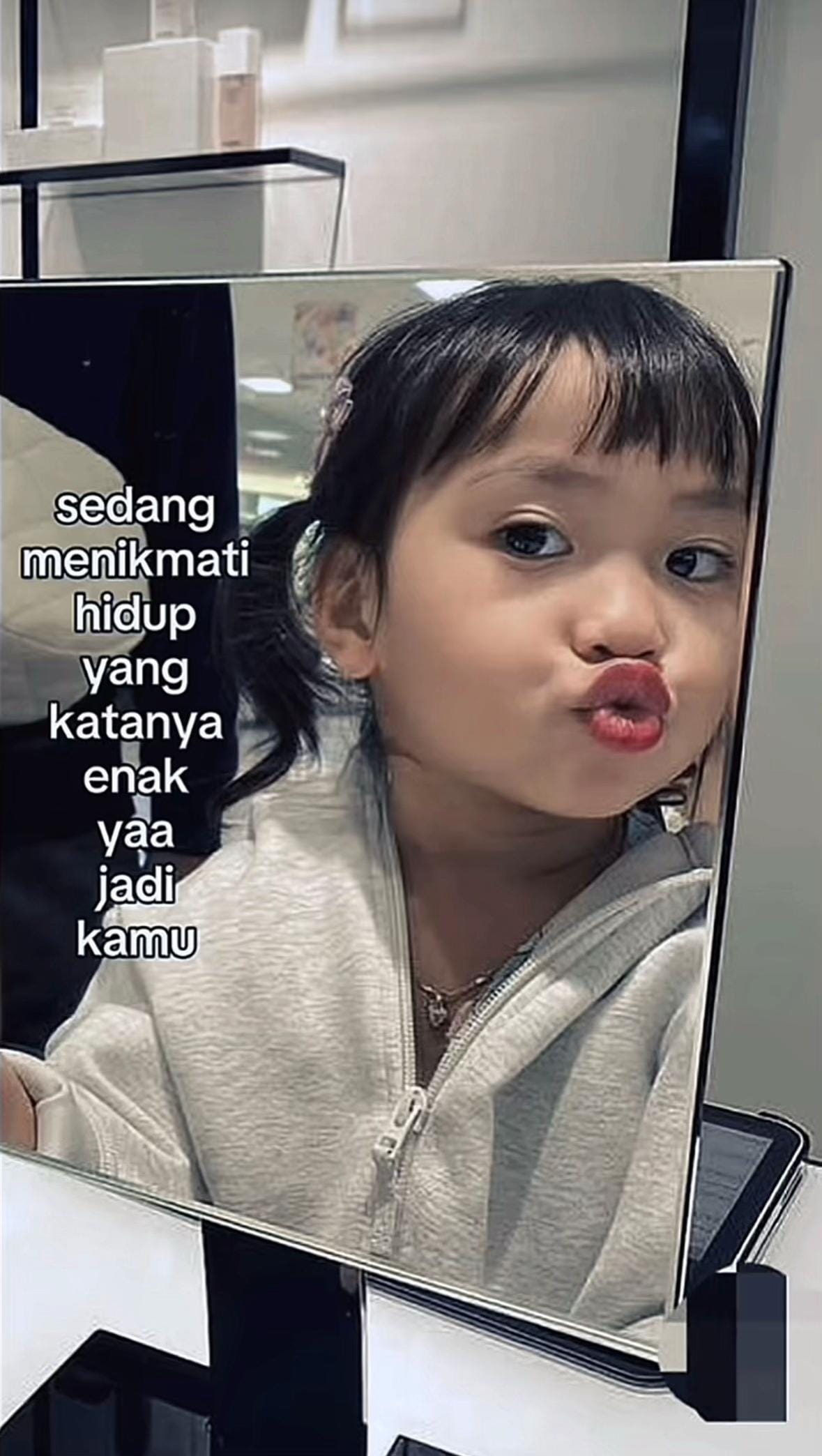 Post 5 by zee and see on TikTok (video)
