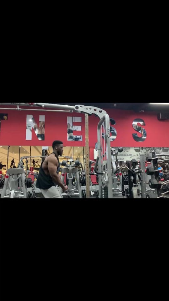 Post 6 by Bronilo on TikTok (video)