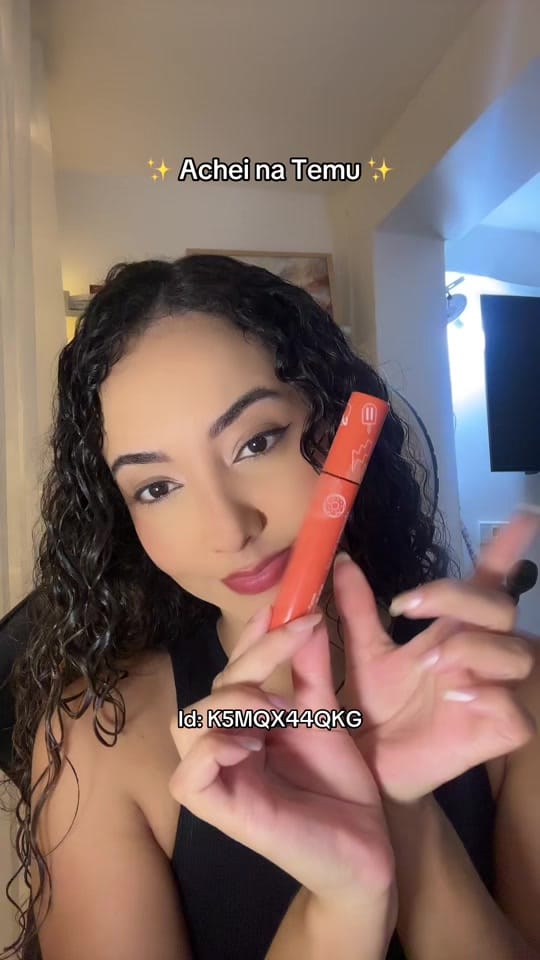 Post 10 by Bia 🎙️🫘 on TikTok (video)