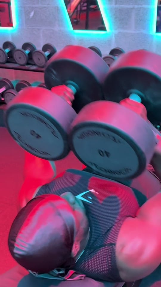 Post 2 by Ababi Achille 🇨🇩🇦🇪 on TikTok (video)