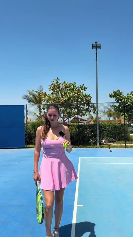 Post 8 by sashaklanecek on TikTok (video)