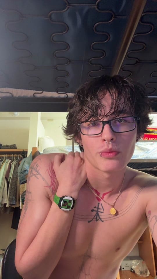 Post 8 by brandongeeb on TikTok (video)