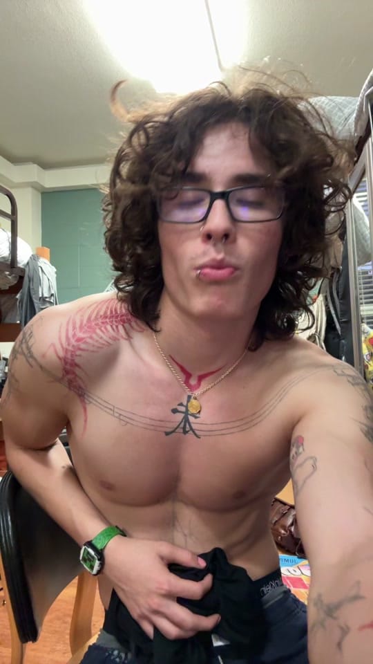 Post 10 by brandongeeb on TikTok (video)