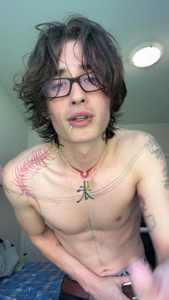 Post 3 by brandongeeb on TikTok (video)