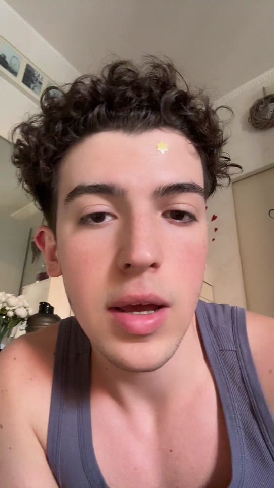 Post 9 by axomirt on TikTok (video)