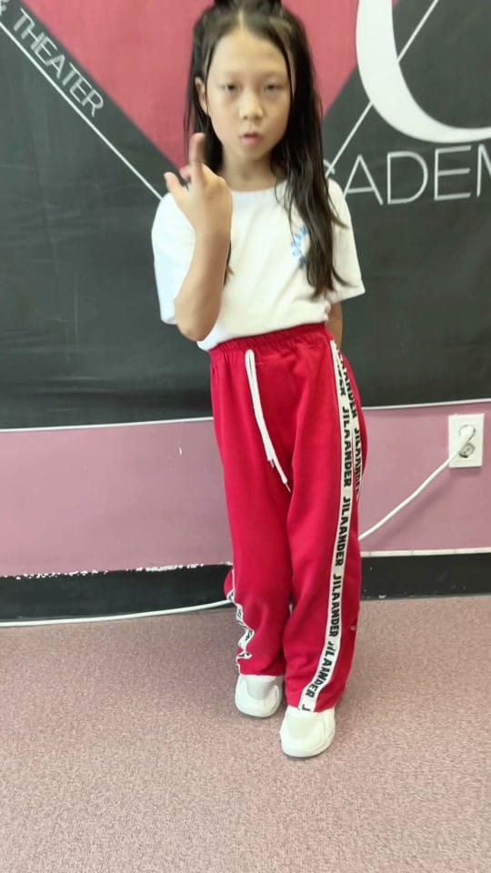 Post 1 by SHO DANCE ACADEMY on TikTok (video)