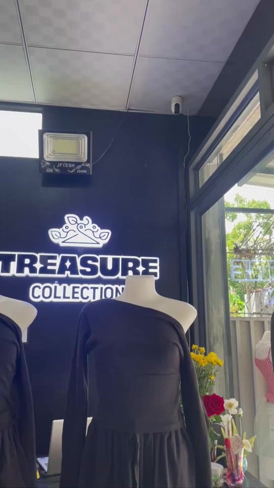 Post 1 by Treasure Collection on TikTok (video)