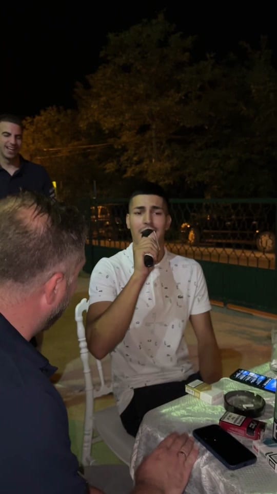 Post 6 by Saša Nikolić on TikTok (video)