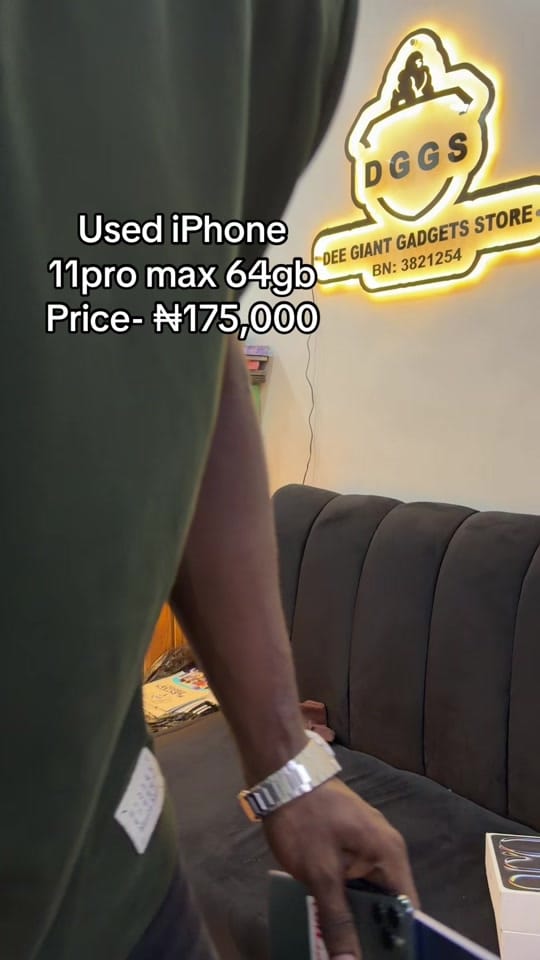 Post 6 by giant_gadget on TikTok (video)