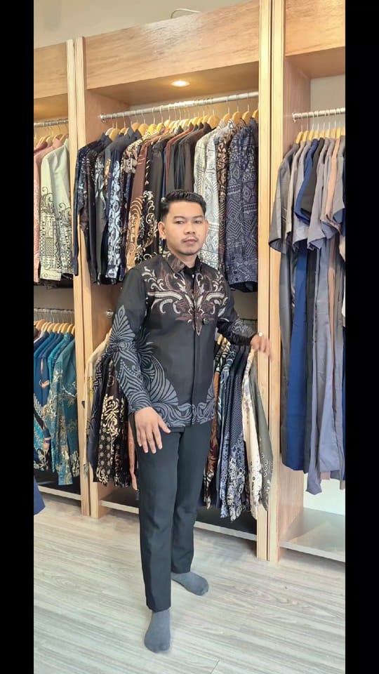 Post 8 by Bromodis Makassar on TikTok (video)