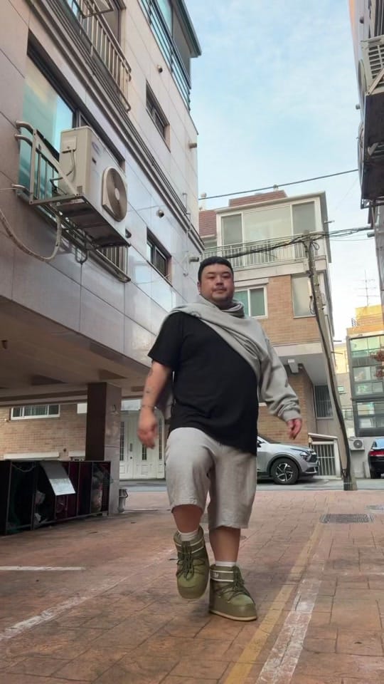 Post 9 by Jungjebbie on TikTok (video)