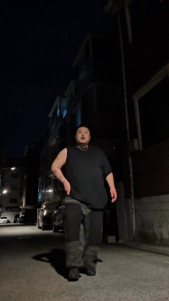 Post 1 by Jungjebbie on TikTok (video)