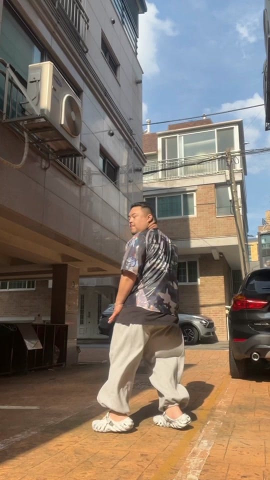 Post 10 by Jungjebbie on TikTok (video)