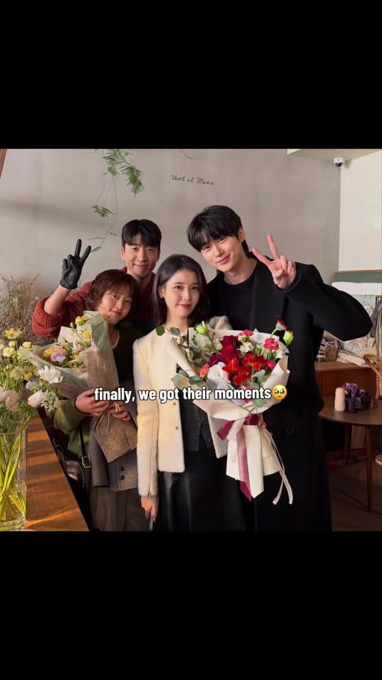 Post 1 by yeoniverse_ on TikTok (video)