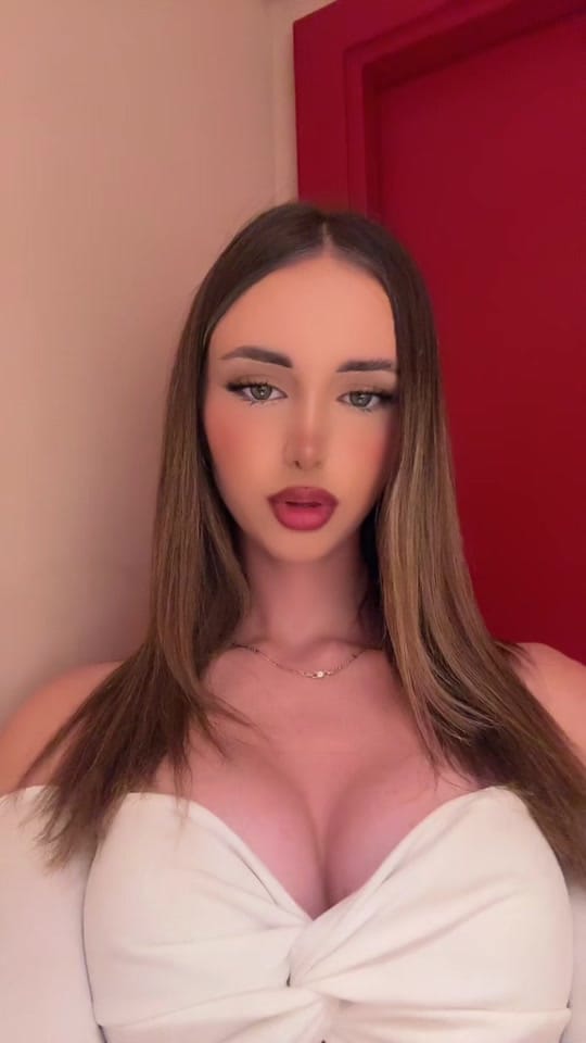 Post 5 by fitwithsanja on TikTok (video)