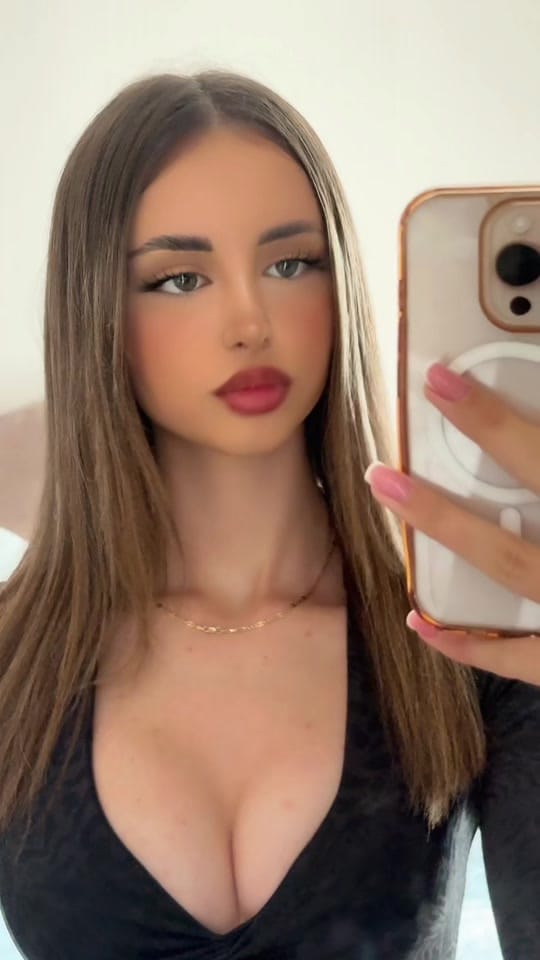 Post 6 by fitwithsanja on TikTok (video)
